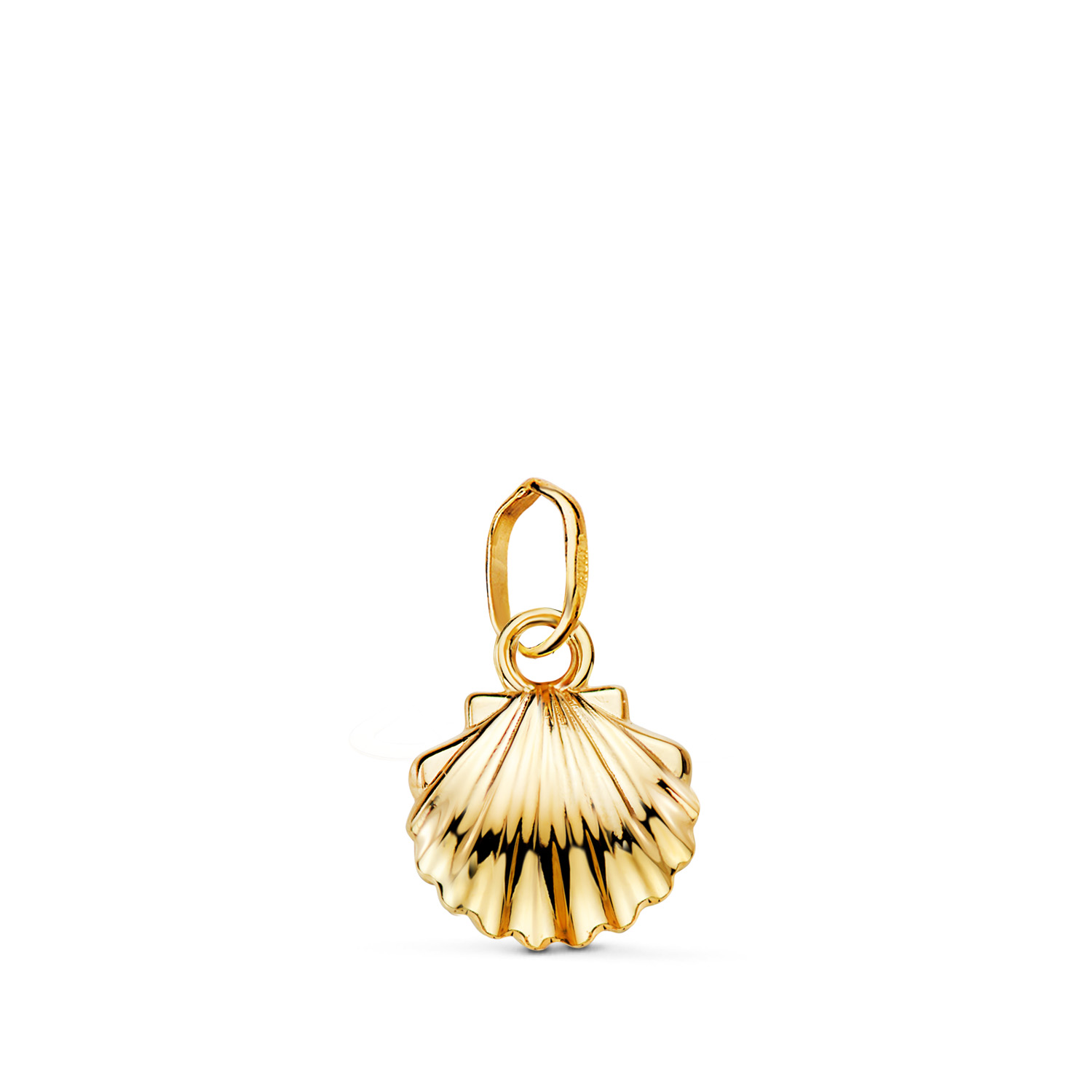 18K COLGANTE ORO AMARILLO CONCHA DE SANTIAGO EN BRILLO. MEDIDA: 12 X 10 MM